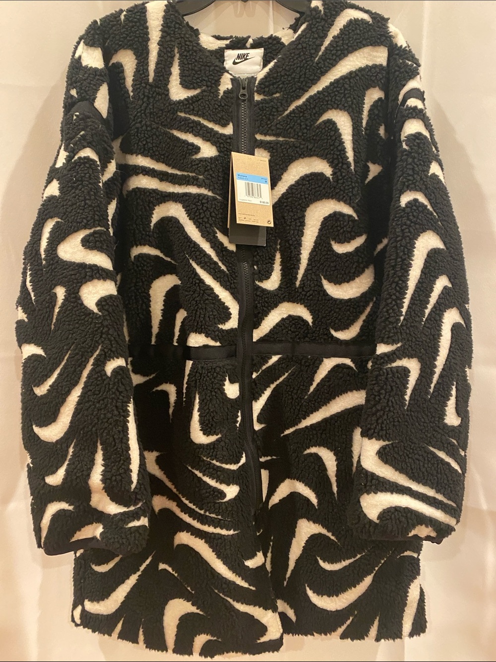 Nike Women's Black & White Sherpa Zip Jacket - Medium